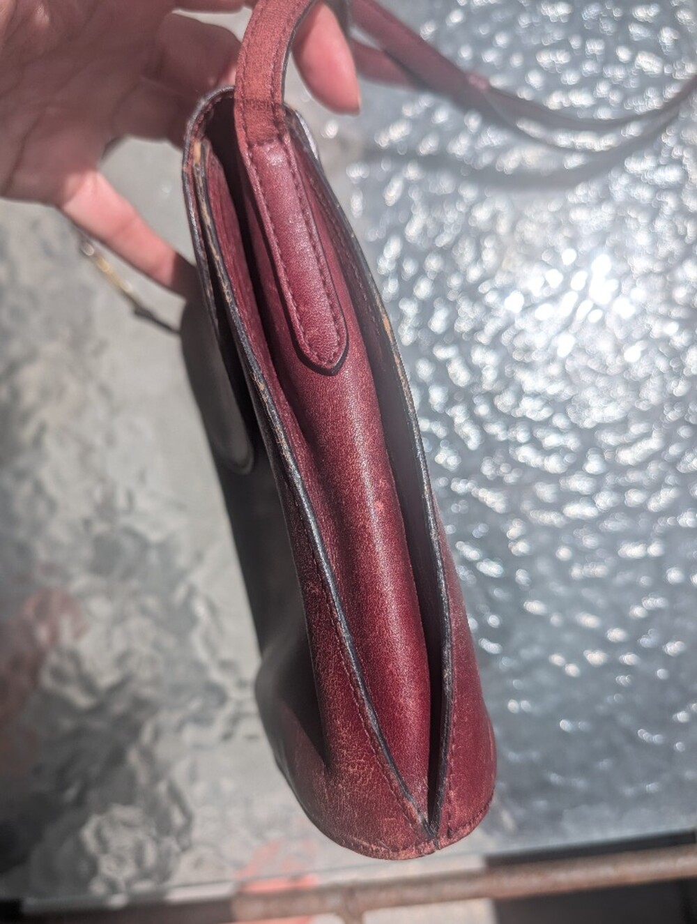 gold & pfeil made in italy Distressed Burgundy Leather mini Crossbody bag - Picture 5 of 13